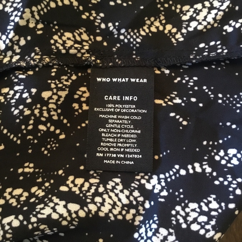 NWT Who What Wear Short Sleeve Cascade Lace Top - Picture 5 of 5